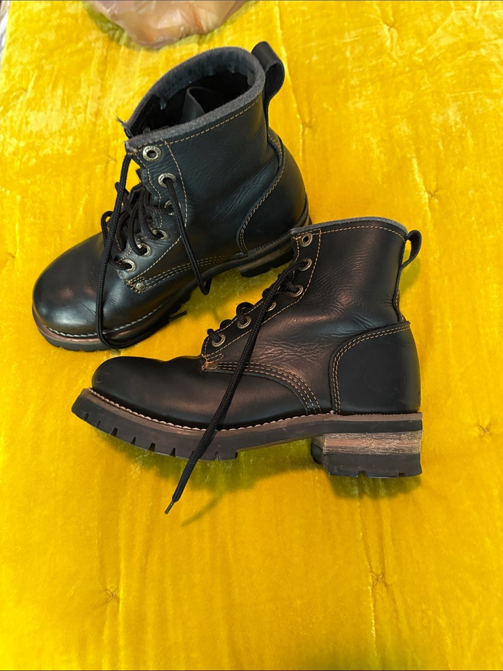 Vintage Y2K Skechers 7025 Black Leather Oil Resistant Work Boots Women’s 8